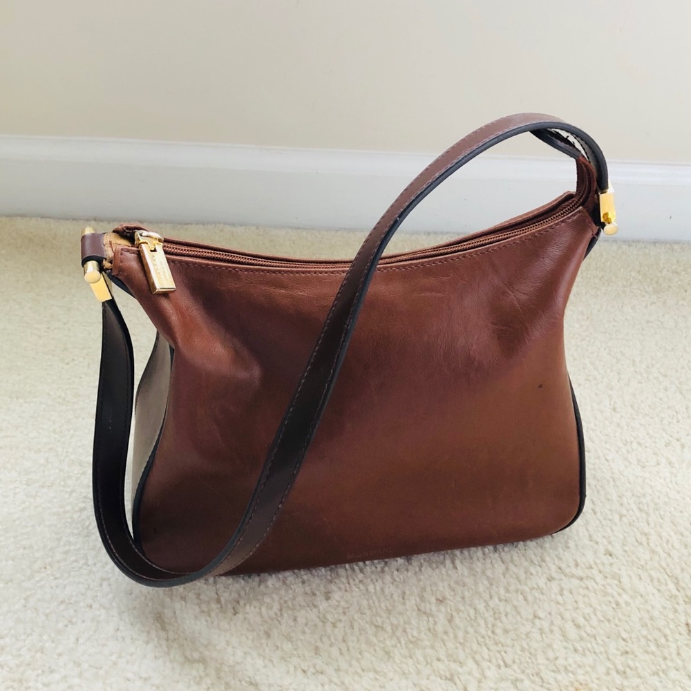 brown leather shoulder bag